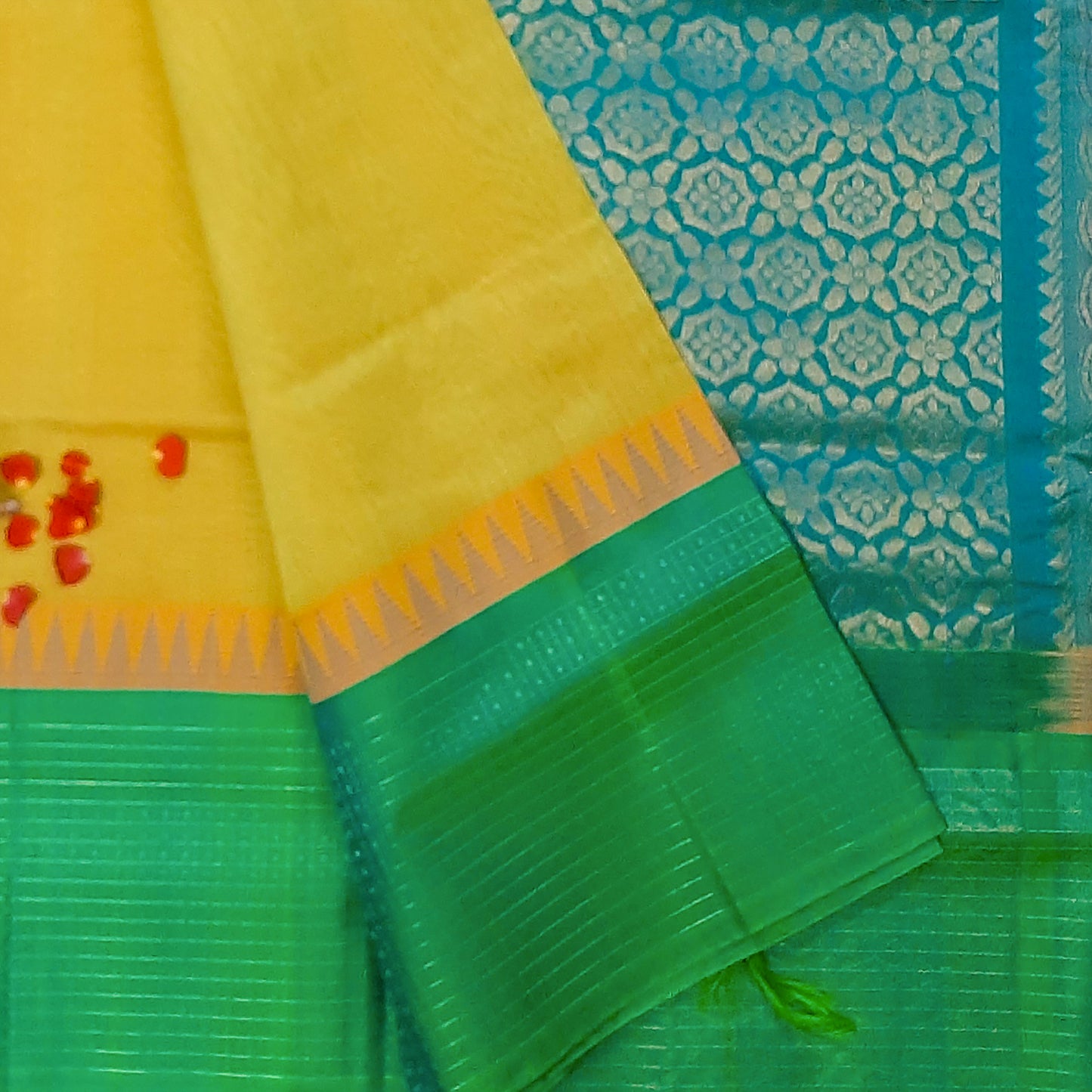 Yellow & Emerald Green Lakshadweep Border Handloom Silk Cotton Saree