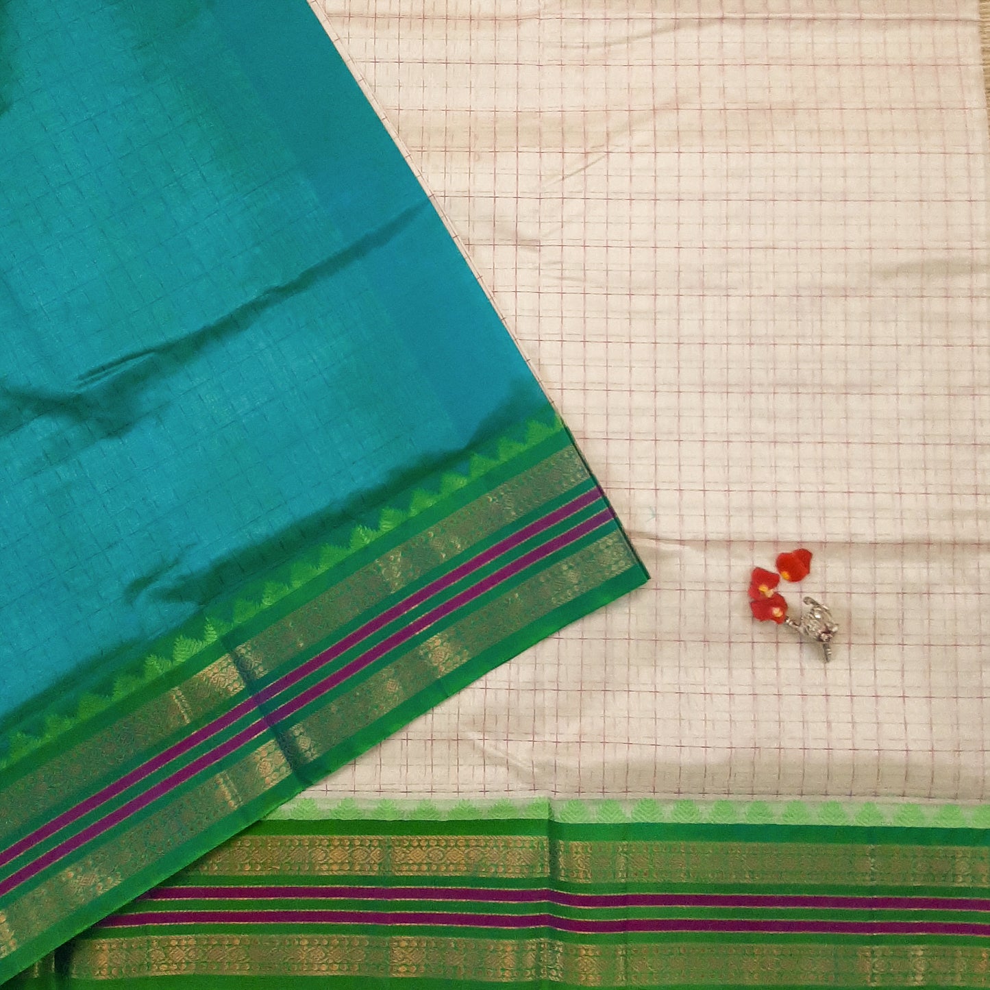 Off White & Blue Green Plus Design Handloom Korvai Silk Cotton Saree