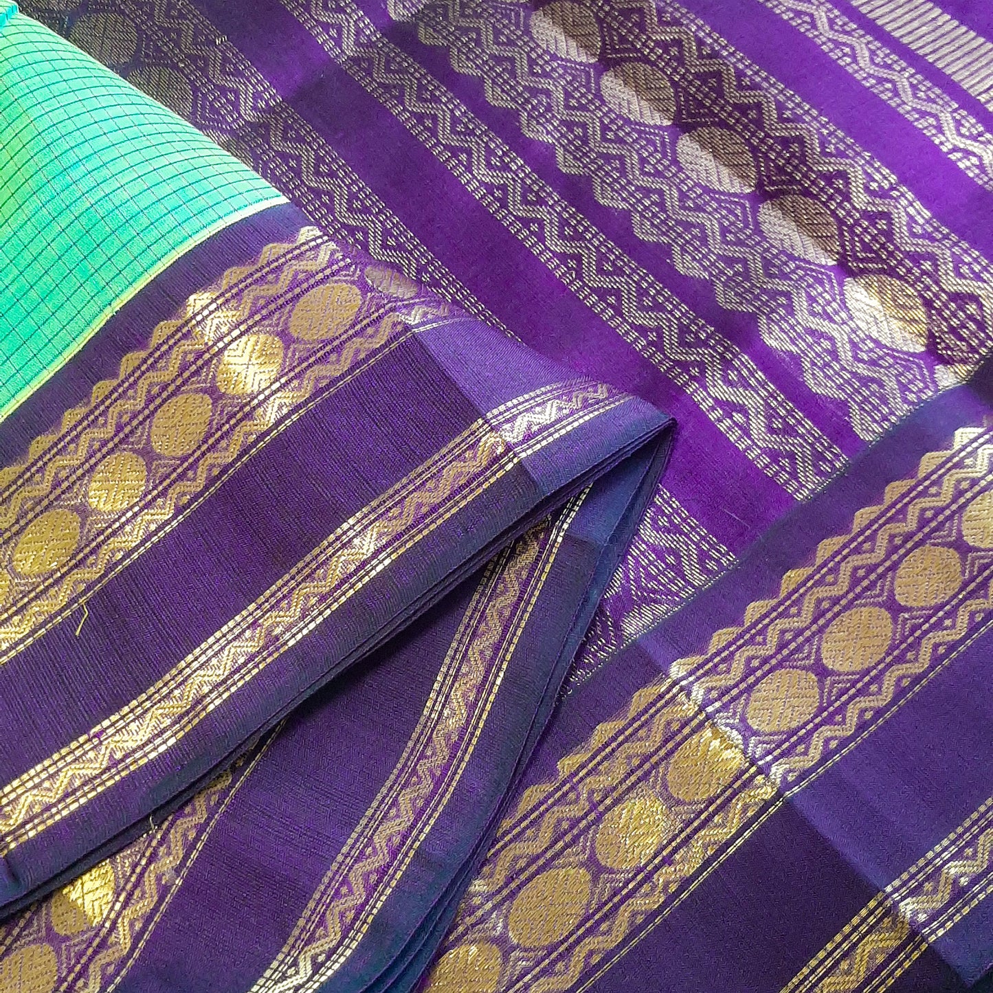 Pista Green & Violet Kanchi Border Handloom Silk Cotton Saree